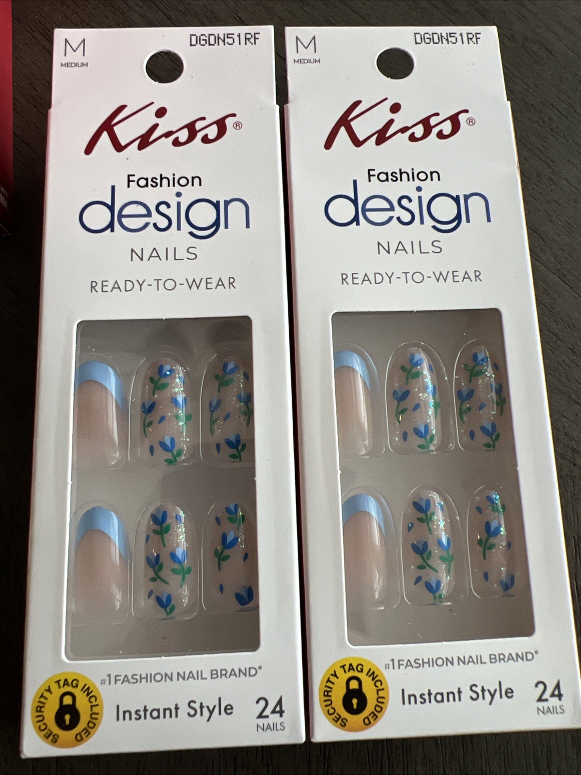 2x~Kiss Design Ready To Wear Glue Nails~Medium~Round~Blue Flowers~New