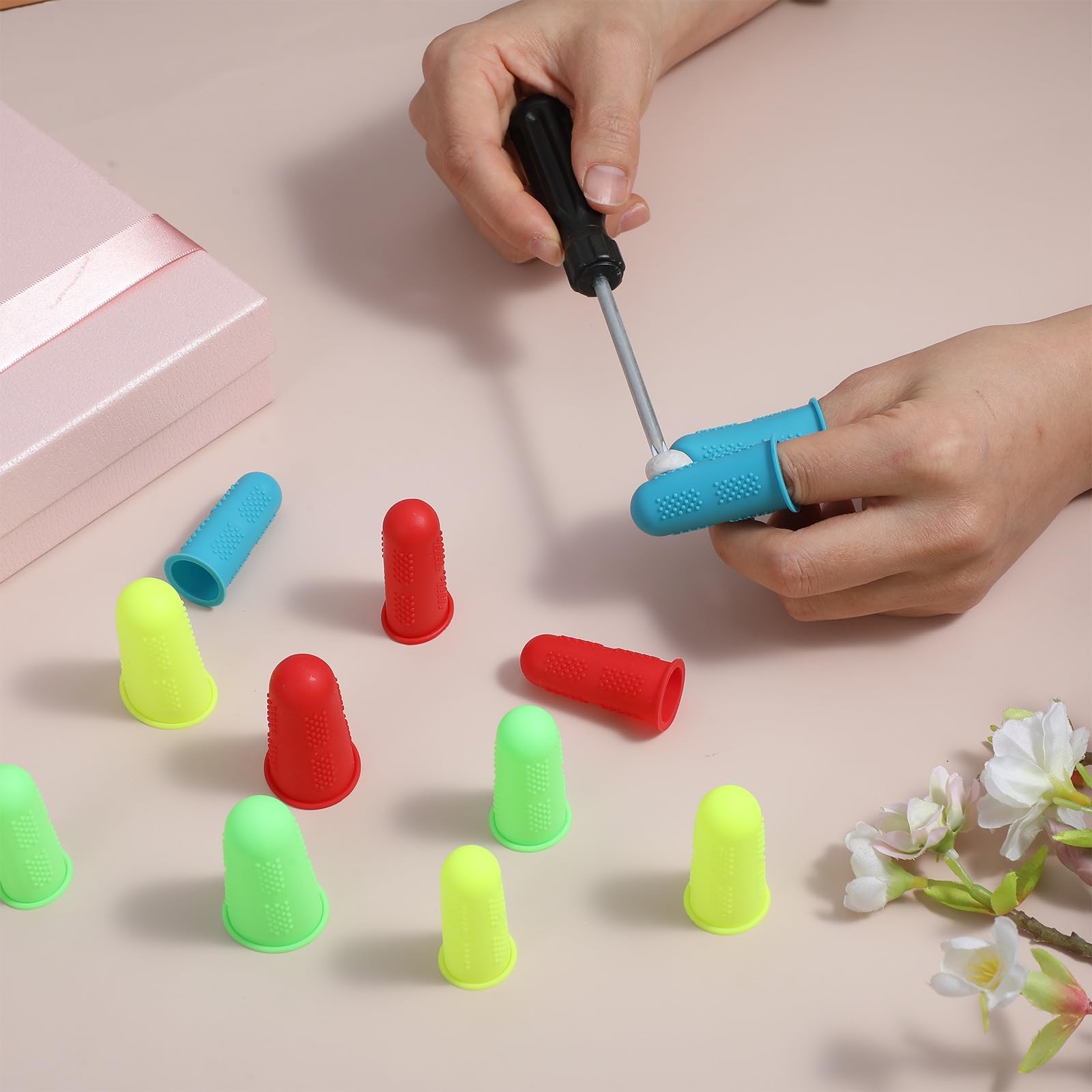 12 PCS Silicone Finger Protectors Covers, 3 Sizes Rubber Finger Tips Office T…
