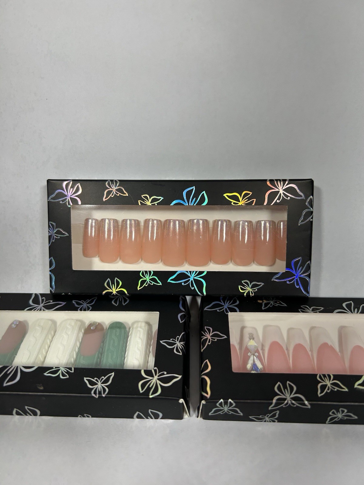 (Lot of 18) Press On Nails – Handmade / Boutique Style – New – Mixed Designs