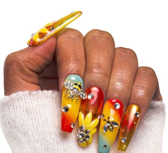 Lovful – Bees First Love Handmade Nails H395 (L) – Coffin Midlength