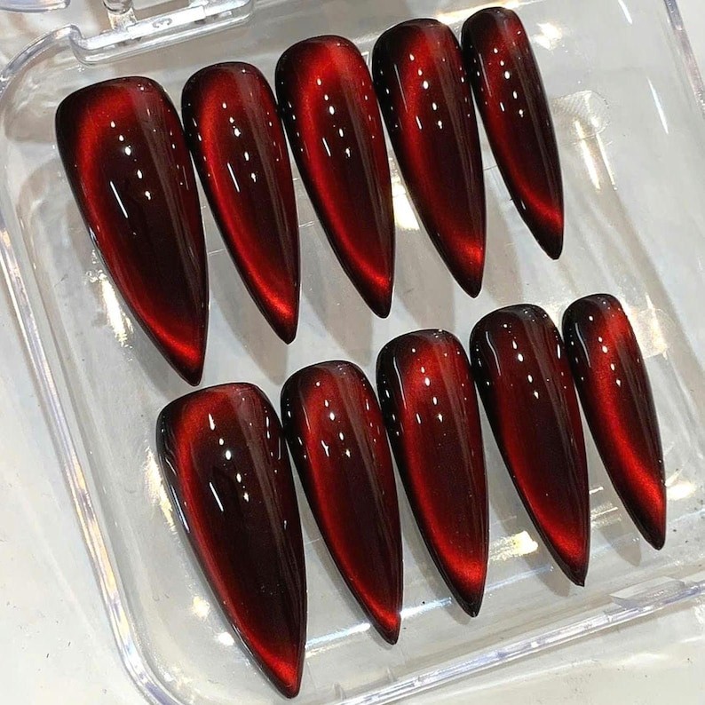 Red Cat Eye Press On Nails Glossy Burgundy Magnetic Fake Nails Reusable Glue On
