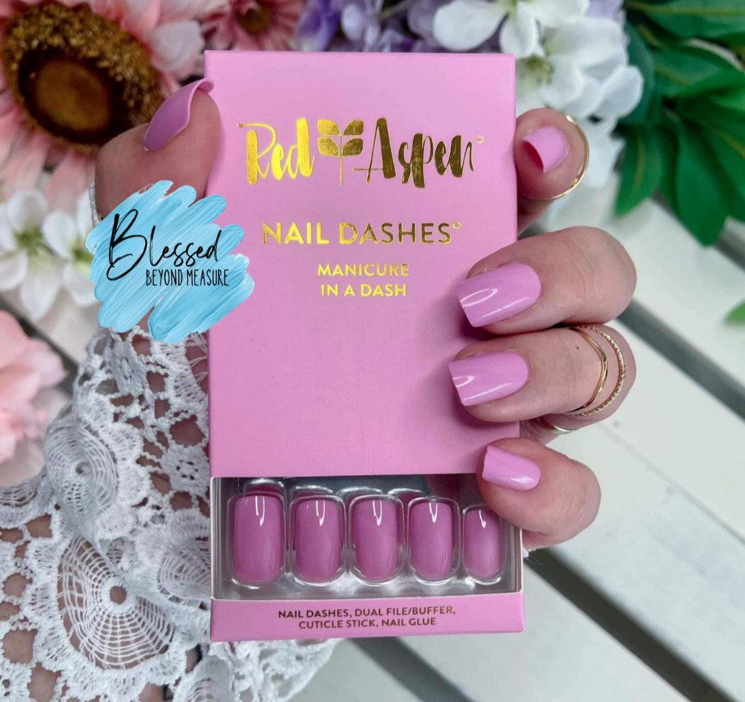 Red Aspen Press On Nails June’s Orchid Floral Orchid Pink Short Coffin
