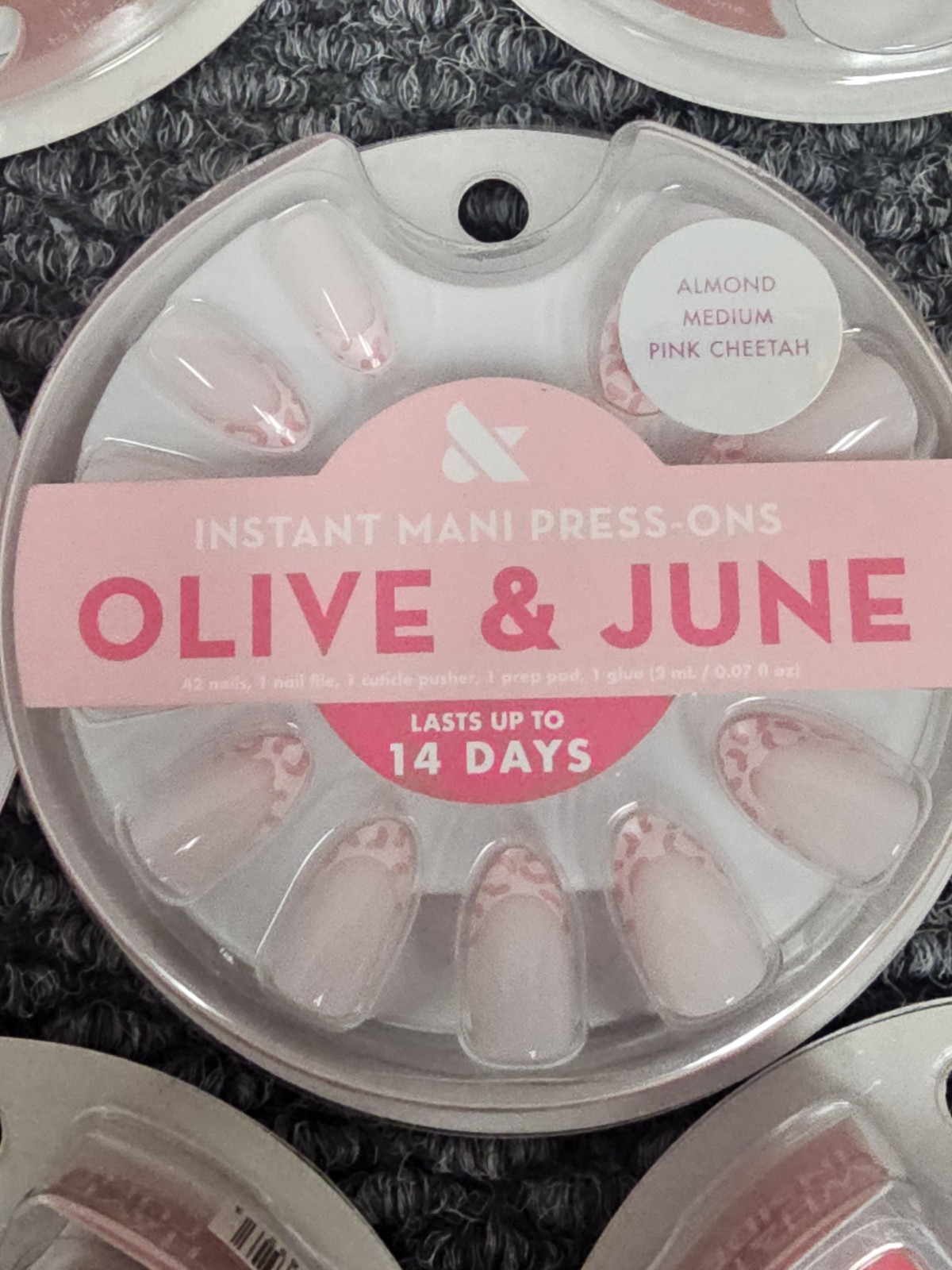 Lot of 10, Assorted Olive & June Mani Press on Nails – check pics for assortment