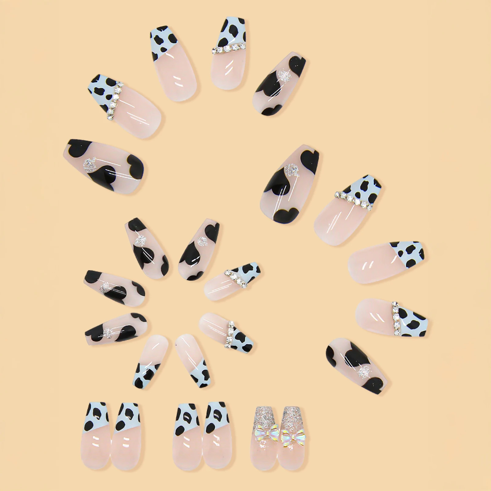 24Pcs Black Heart Cow Pattern Bow Korean Style Press On Nails