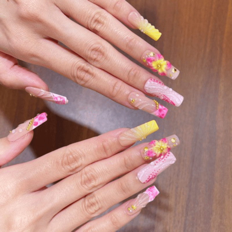 10pcs Long Square Press on Nails, Pink Nude 3D Shell Flower Trendy Nail Art