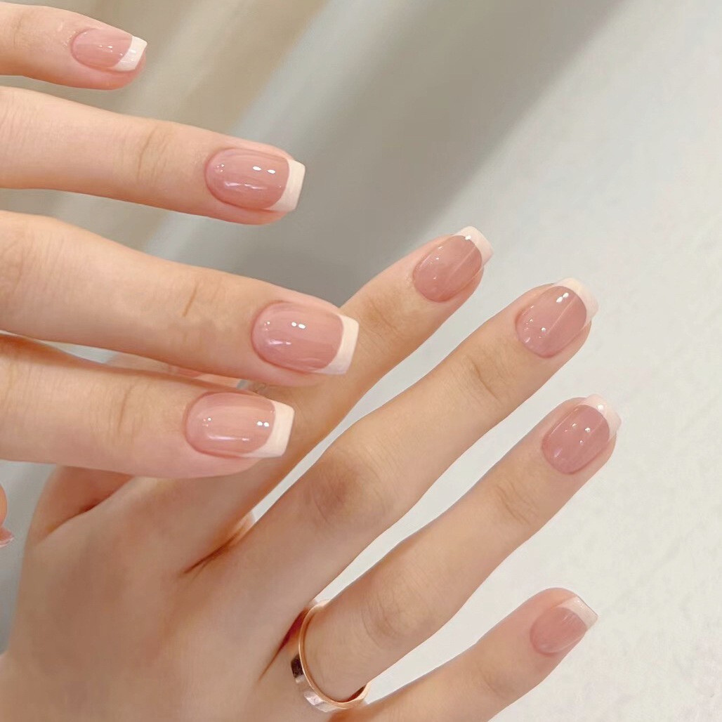 Daily versatile cat-eye and French detachable and reusable press on nails 2 pack