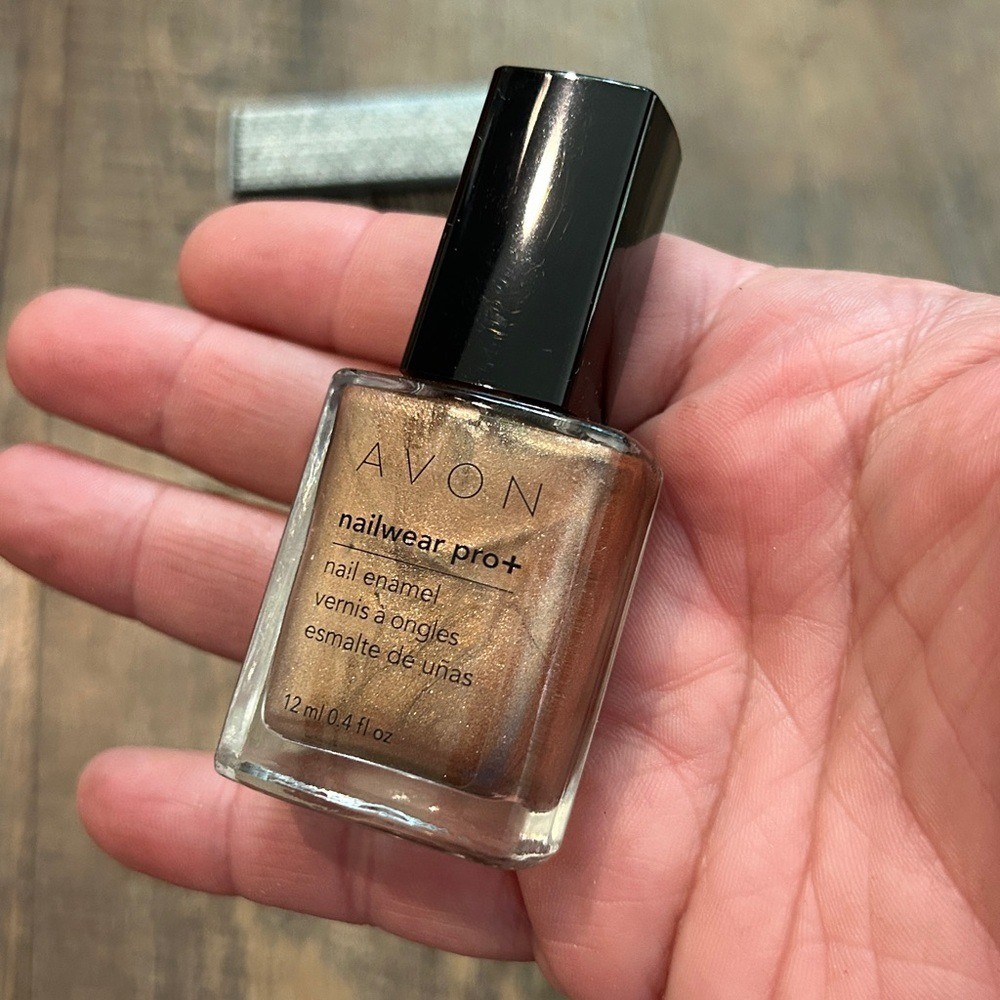 Avon Nailwear Pro+ Nail Enamel Venus New