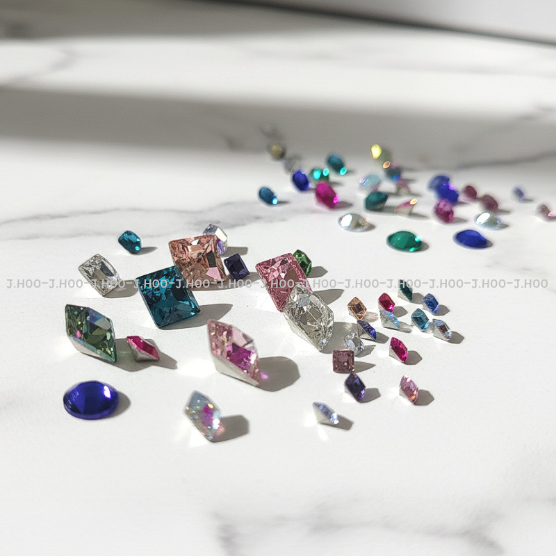 Swarovski 4428 XILION Square Fancy Stone 4mm (10pcs)