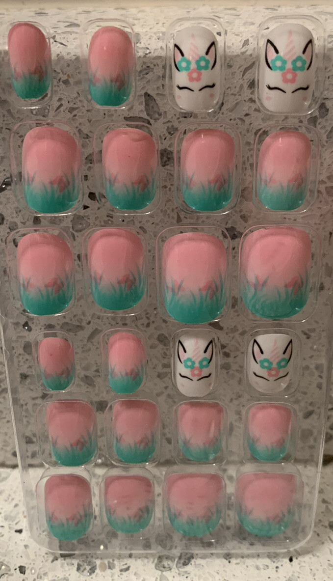 Siusio press on Unicorn Tie-Dye nails for children, women with small hands
