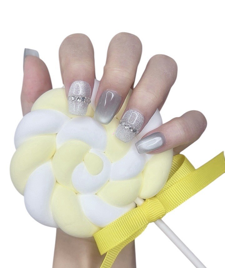 Blue and Gray Cat Eye Short Press On Nails (#067)