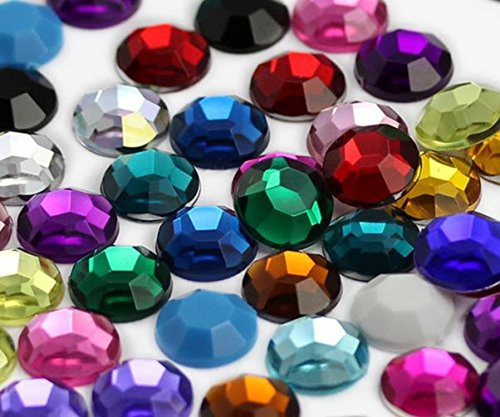 Stick On Craft Gems – Green Emerald Self Adhesive Acrylic Rhinestones, 6mm