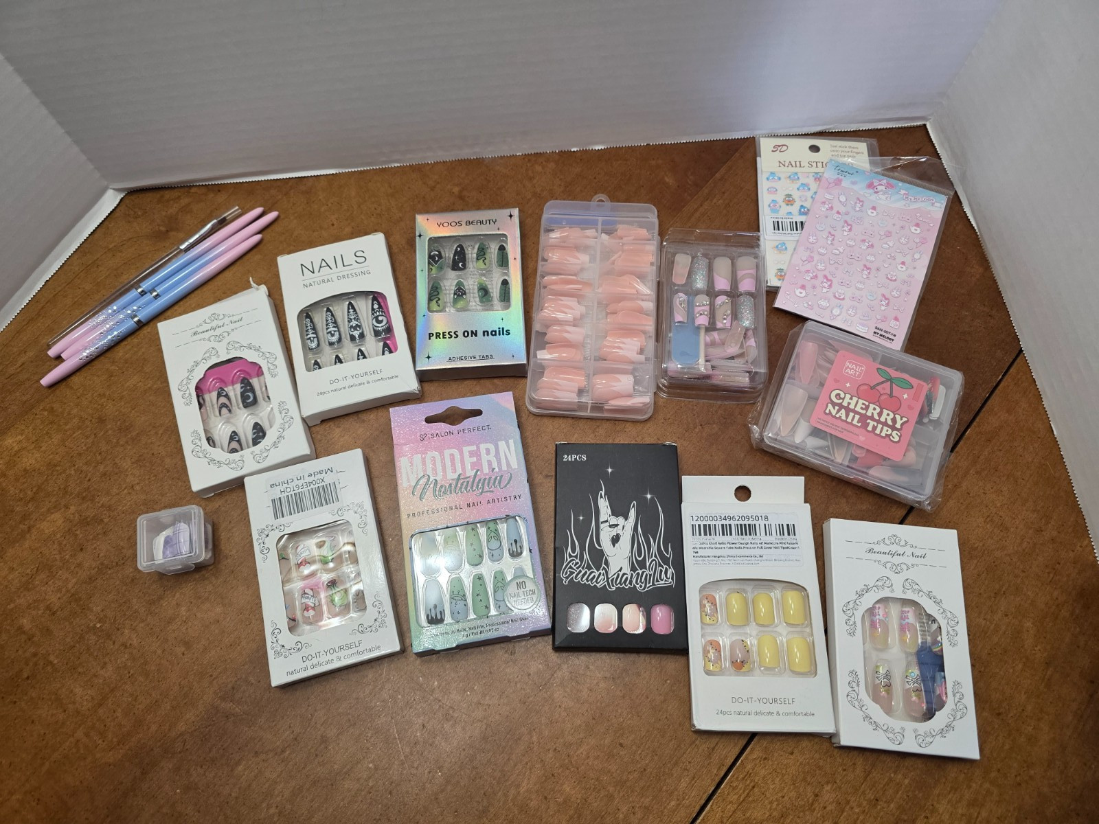 15 styles of Fake Nails that include Press-on stickers, Hello Kitty Nail Sticker