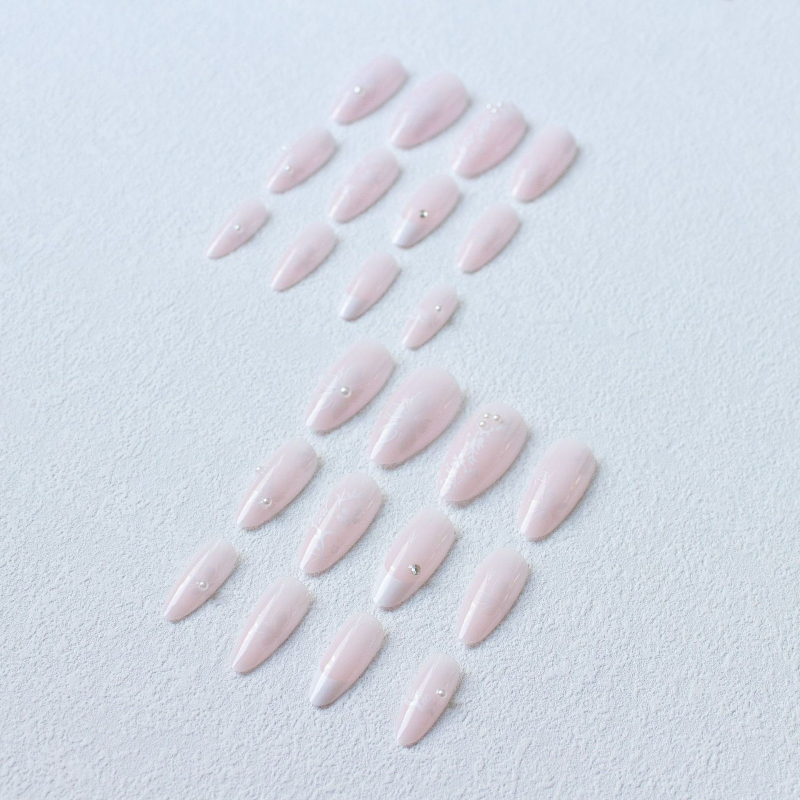 24pcs Nude Press on Nails with White Embroidery Look | Daisy Veil, Medium Almond