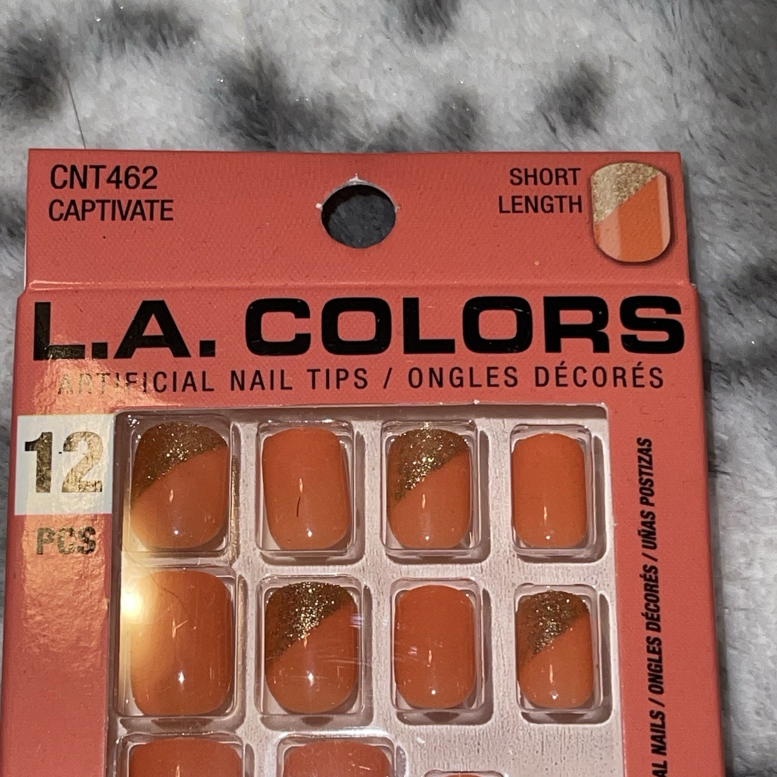 L.A. Colors NAILS ON! 12 Nails CAPTIVATE Short Square Glossy Orange+Gold Accents