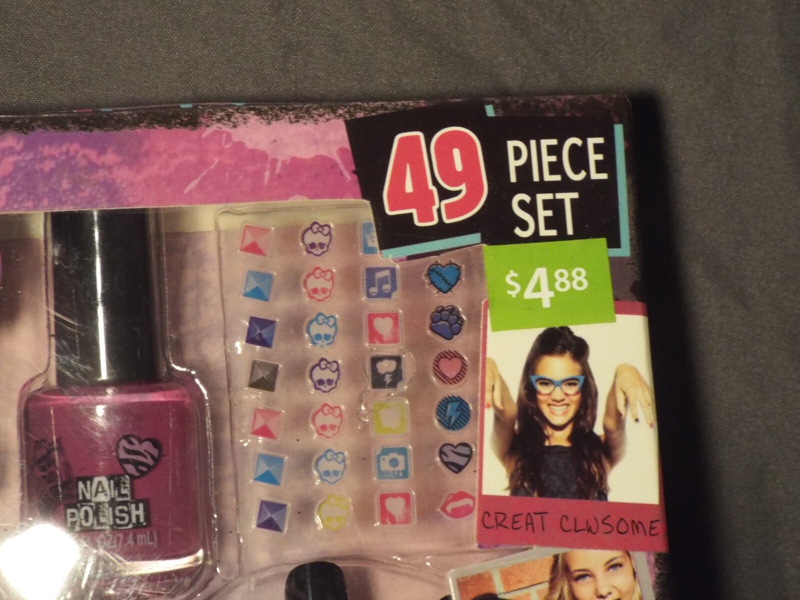 Ghoulicious Monster High Nail Art Studio Kids Set 49 Pcs Nail Polish 2015 Mattel