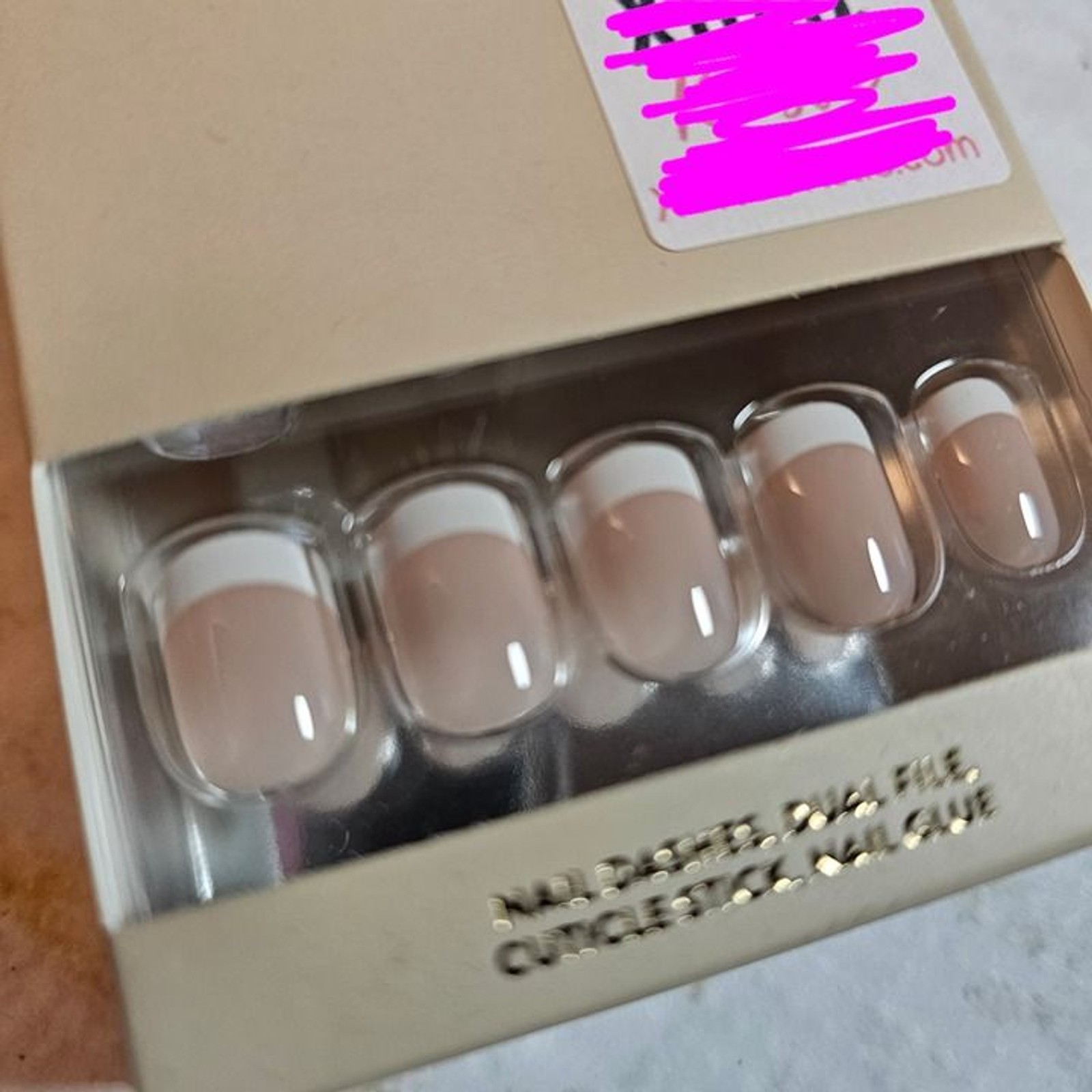 NEW Red Aspen Press On Nails Nell’s French Tip Short Square Nude White