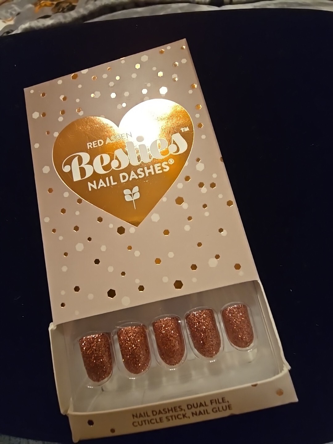 Red Aspen Reusable Nail Dashes, Pop On Short Square, Sparkle On Bestie, Kieran