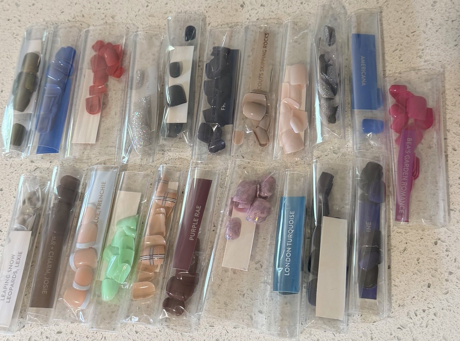 Red Aspen Lot of 21 PARTIAL Sets Short Square Nails To Mix Tracking Provided 💅