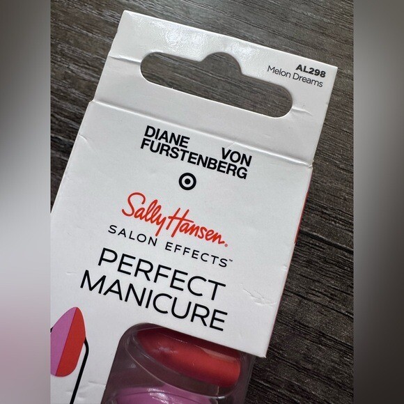 DVF x Target Sally Hansen Perfect Manicure Almond Shape Melon Dreams Press Ons