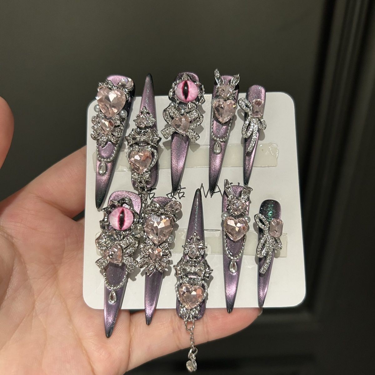 Bian 2 Handmade Luxury Pink Gradient Cat Eye Press On Nails
