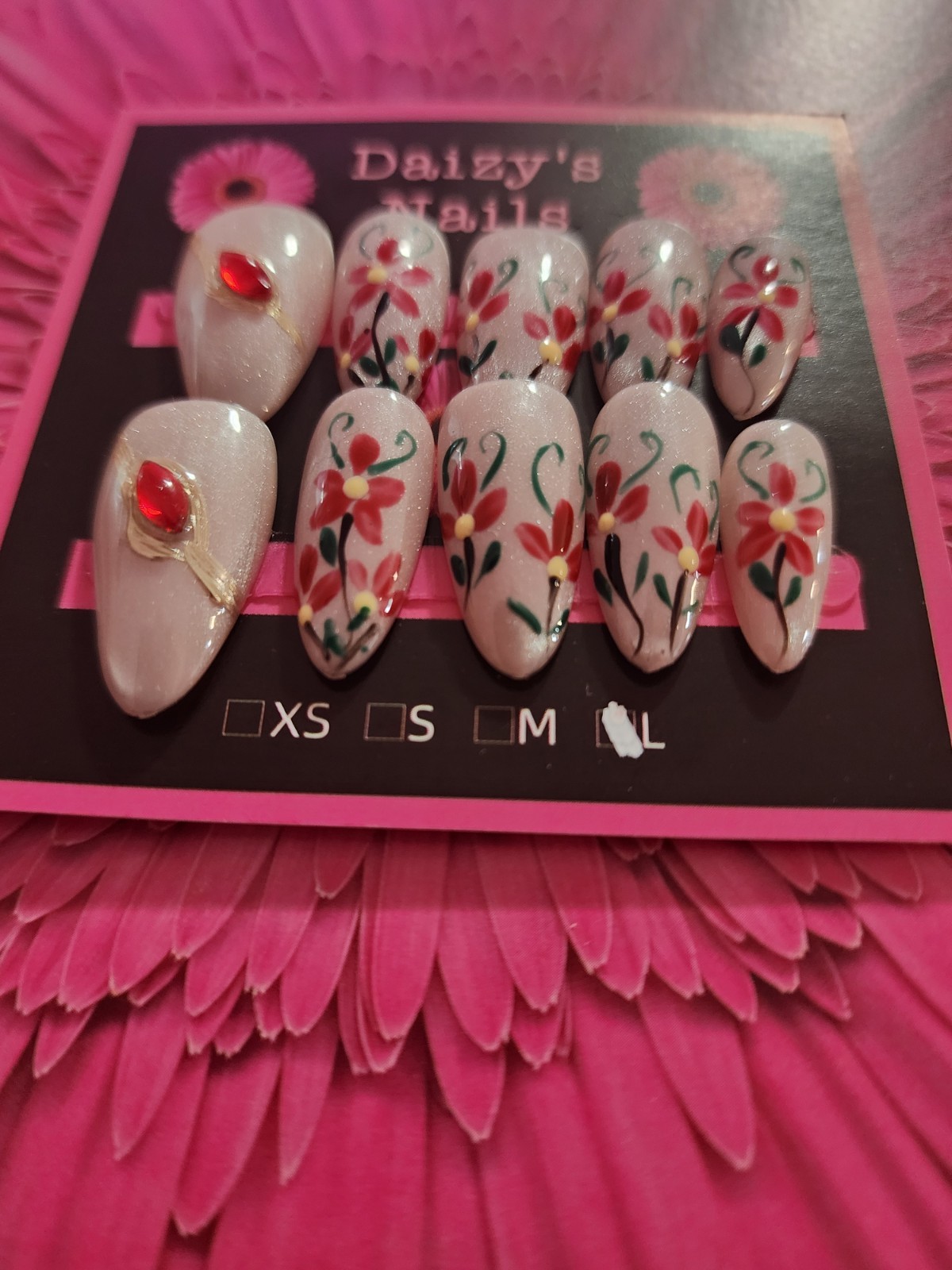 Large Size Red Daisy Flowers Press-on Nail Set Handmade Almond 2.5 Cm Length