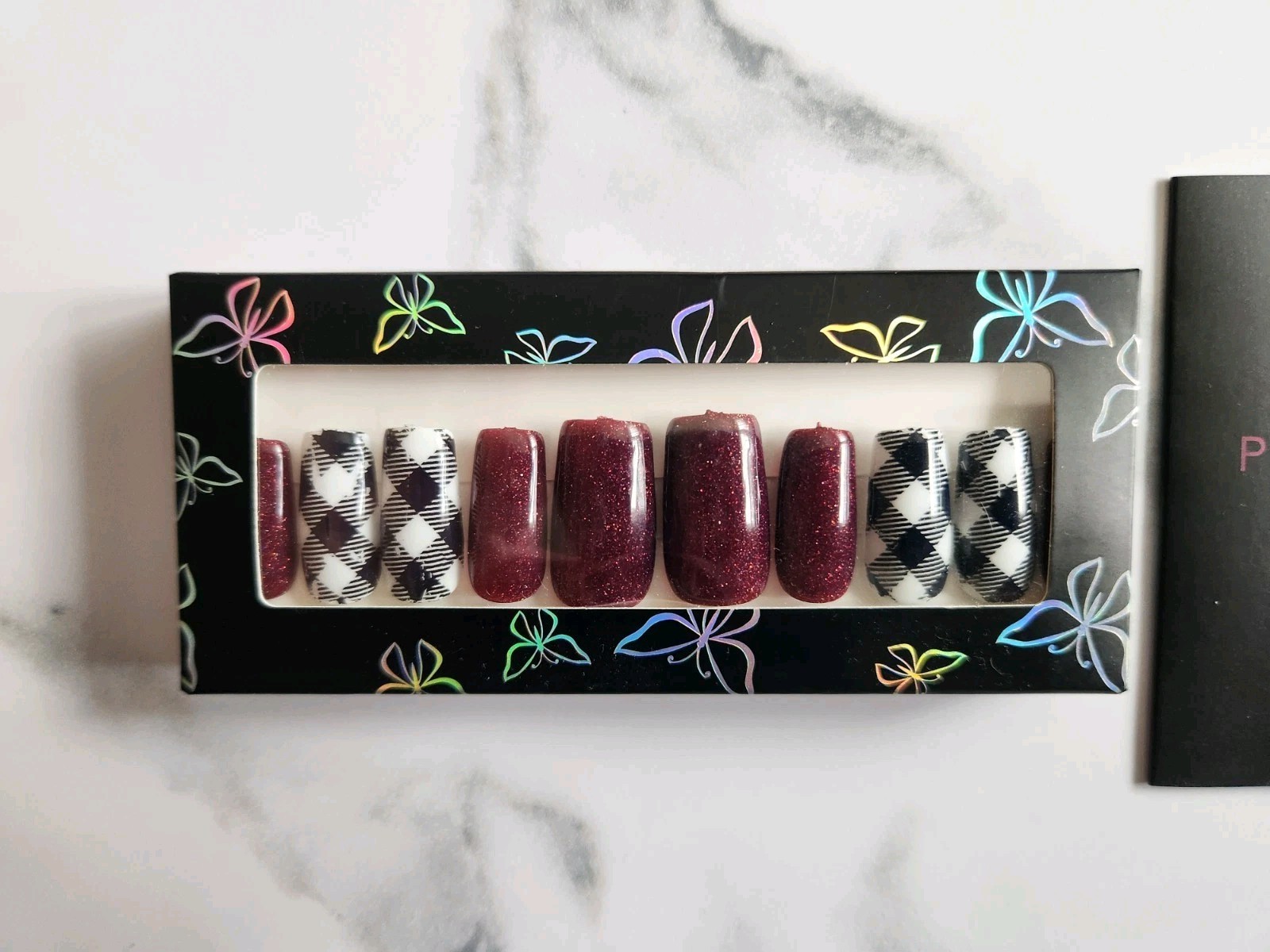 ✨️ Dark Glitter Red & Plaid Press-On Nails Set. 10 Pcs. Hand Painted!!! New.