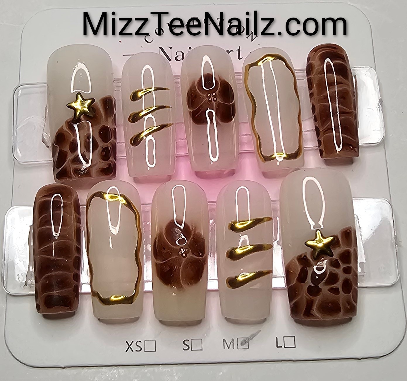 Press-On Nail Set #58: Blooming Brown & Gold