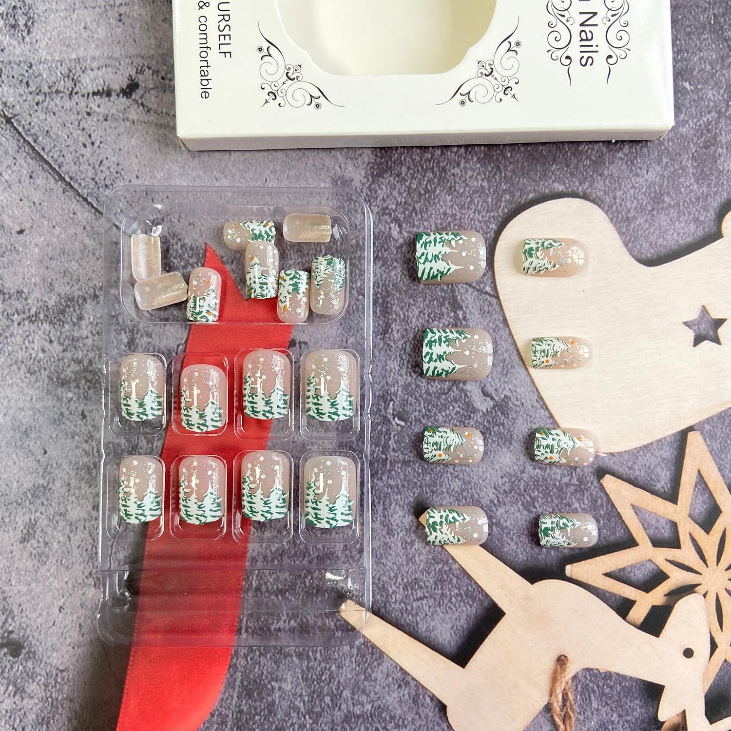 Christmas Press on Nails Short Square Fake Nails Christmas Tree French Tip Fa…