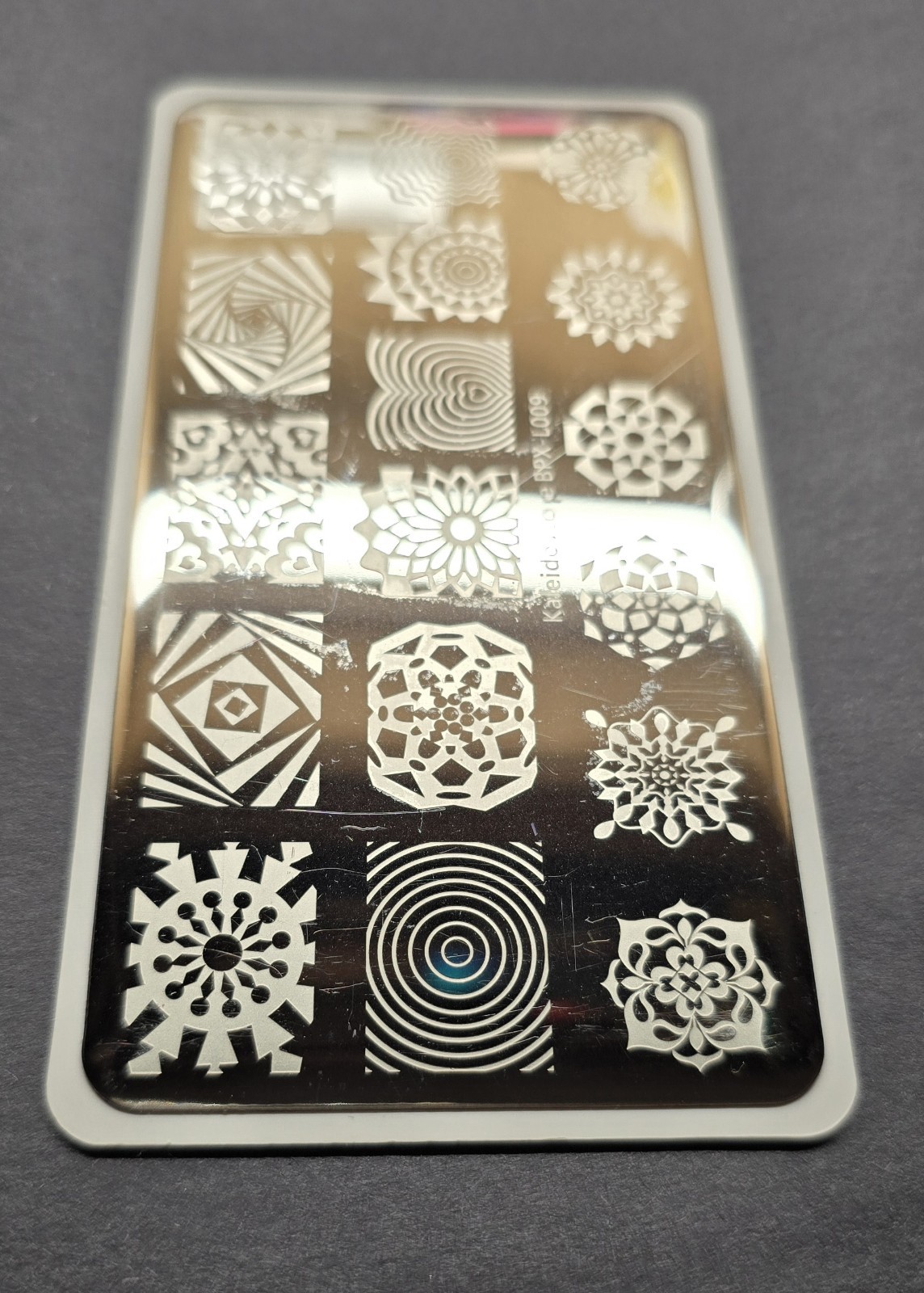 Born Pretty BPXL009 BP-L009 nail stamp plate Kaleidoscope Optical Illusion Swirl