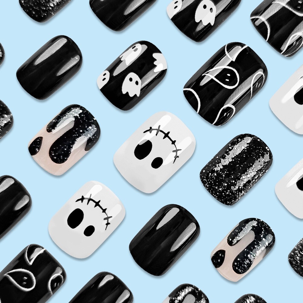 Black&White Cute Halloween Press on Nails Short Fake Nails,24Pcs Almond Nails