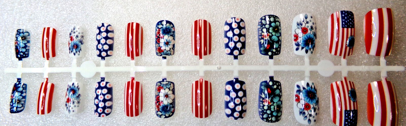 4th of July Nails Shiney American Flag Red White & Blue Flowers GLUE ON Medium