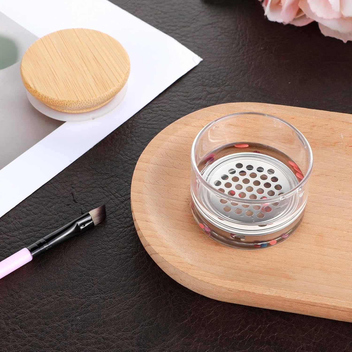 Nail Brush Cleaning Cup with Mesh Filter & Lid – Acrylic Dappen Dish for Tools