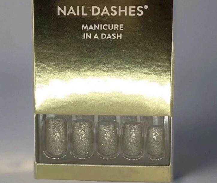 Red Aspen Press On Nail Dashes Hazel’s Light Medium Square NIB