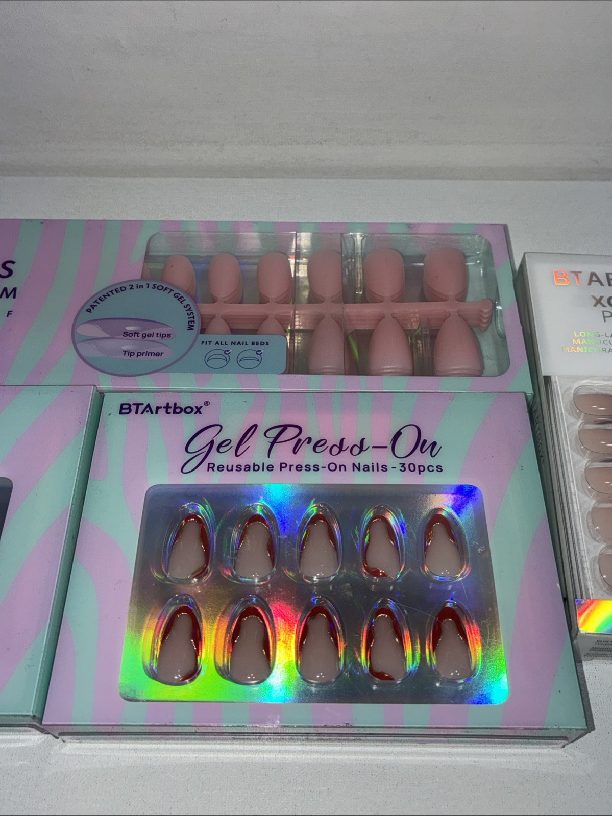 4 New BTARTBOX Press On Nails, 2 0221, 1 Pink Short Almond 045 & 1 French 046
