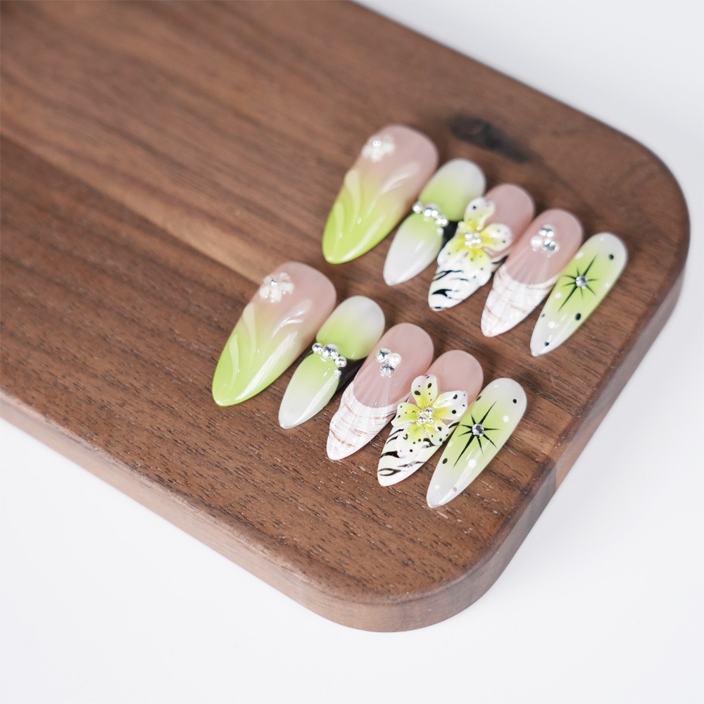 10p-Press on Nails 3D Flower Ombre Sparkle Stiletto Nail Set Reusable Handmade