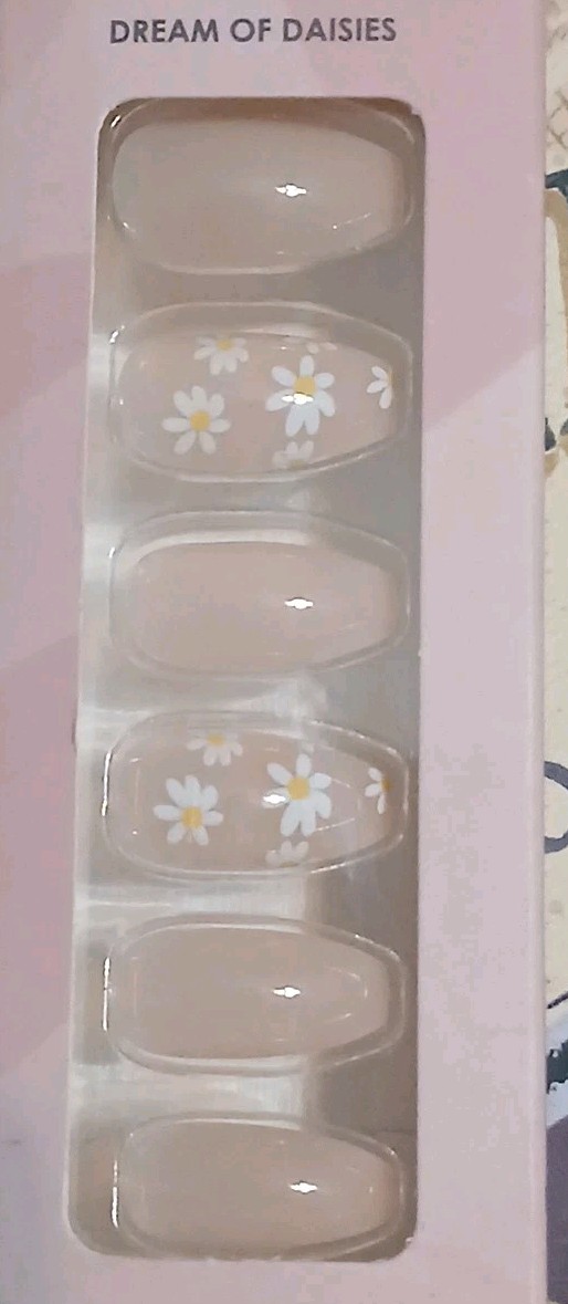 Believe Beauty Nails 24 Fab Flex Long Coffin Dream Of Daisies Pink Cruelty Free