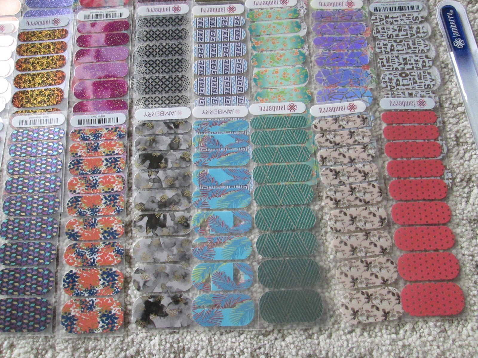 Jamberry Huge Nail 112 Half Sheets/ 10 Full Size/ Petite Juniors/ Tools/Partials
