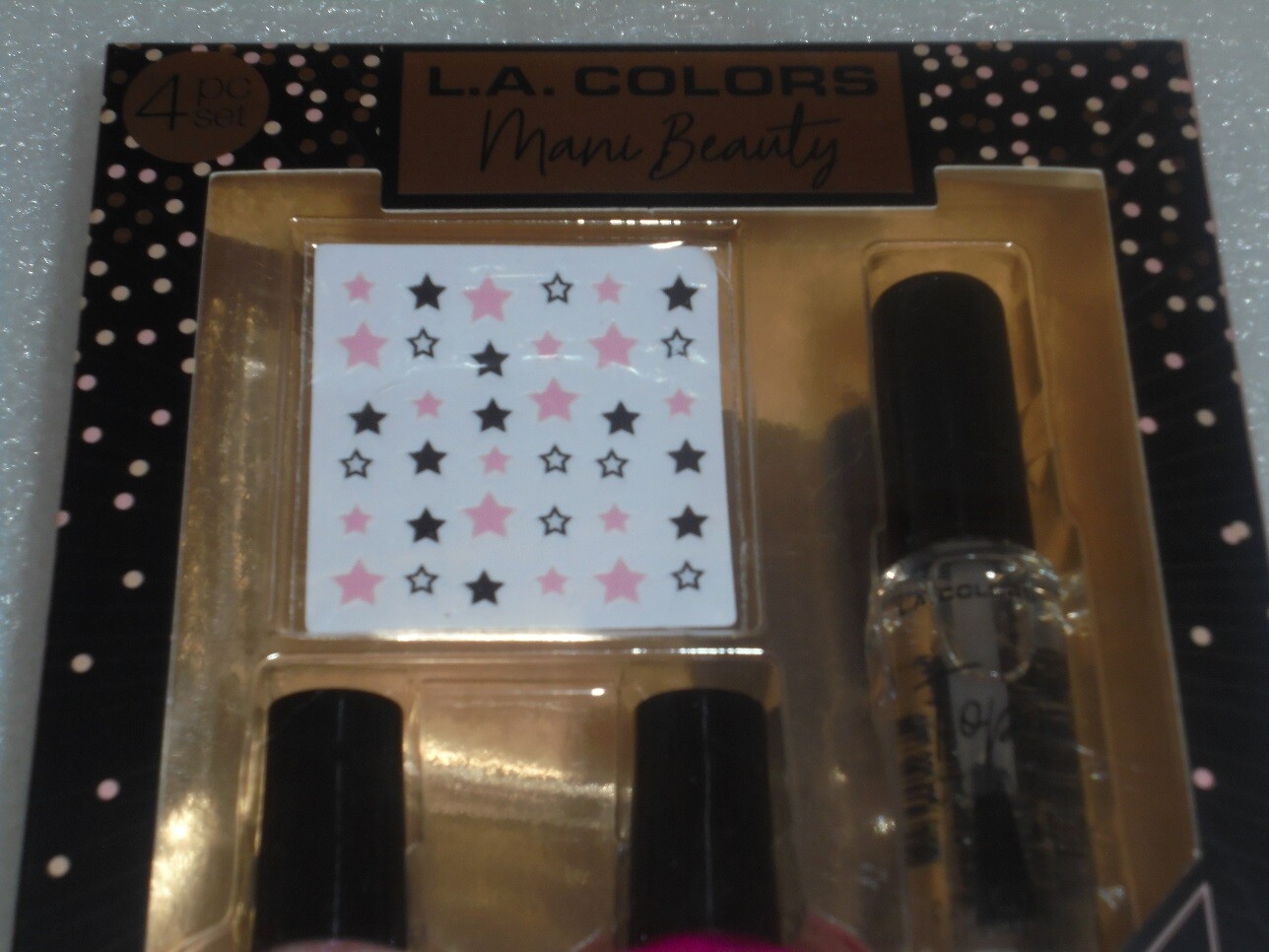 L.A. COLORS (4) PIECE MANICURE SET DESIGN KIT! NEW! MFG. SEALED! SALE!
