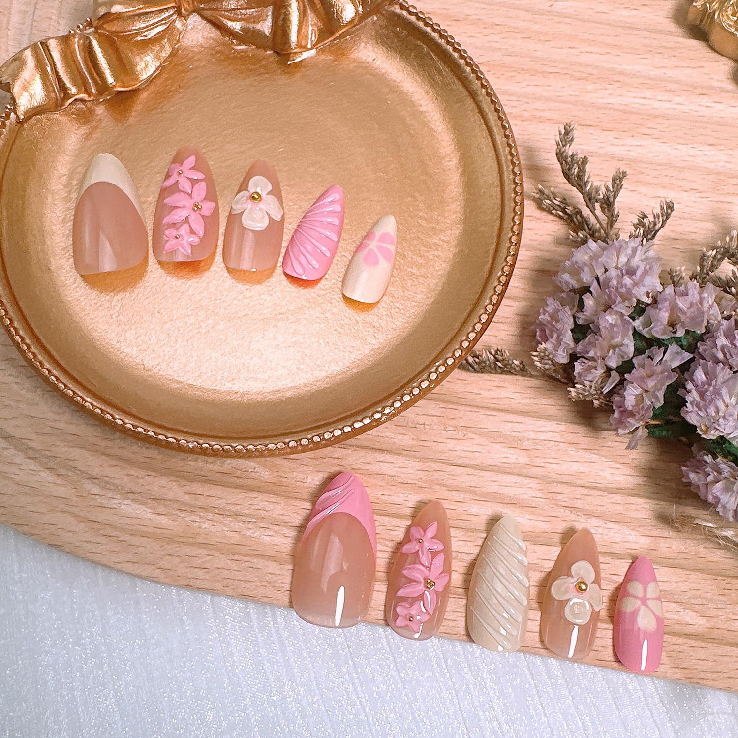 24Pcs French Tip Press on Nails Medium Almond Fake Nails with 3D Flower Gold Bea