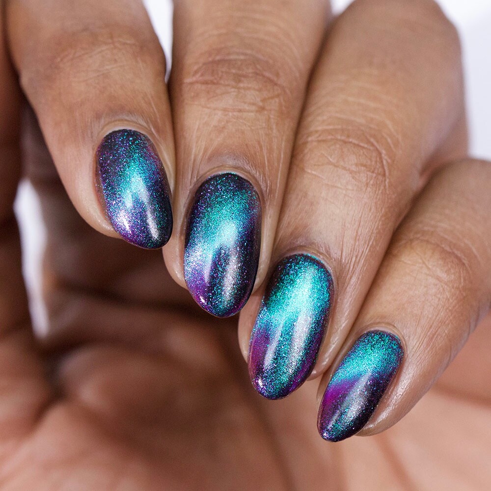 Whats Up Nails – Polar Light Show Regular Polish (Multichrome Magnetic)