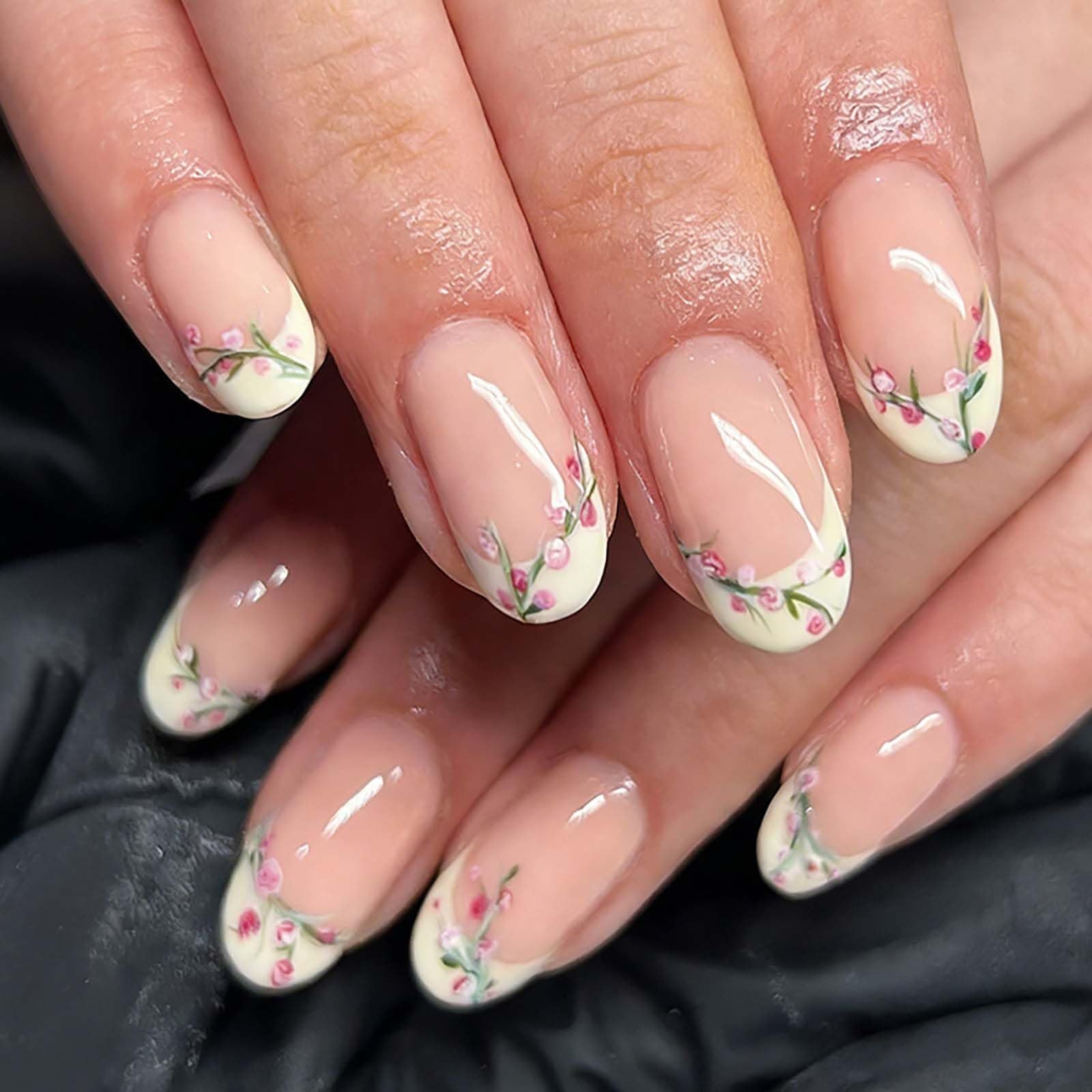 24Pcs French Tip Press on Nails Short Almond Leaf Flower Fake Nails Pink Flor…