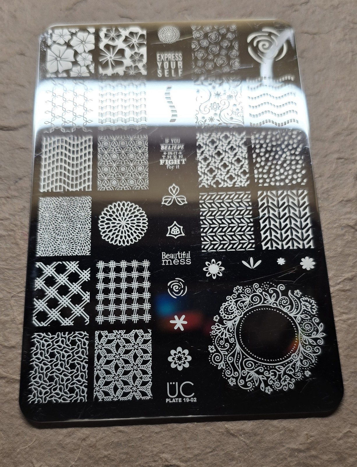UBER CHIC UC 19-02 Nail Stamp Plate UberChic Floral Flower Modern Pattern