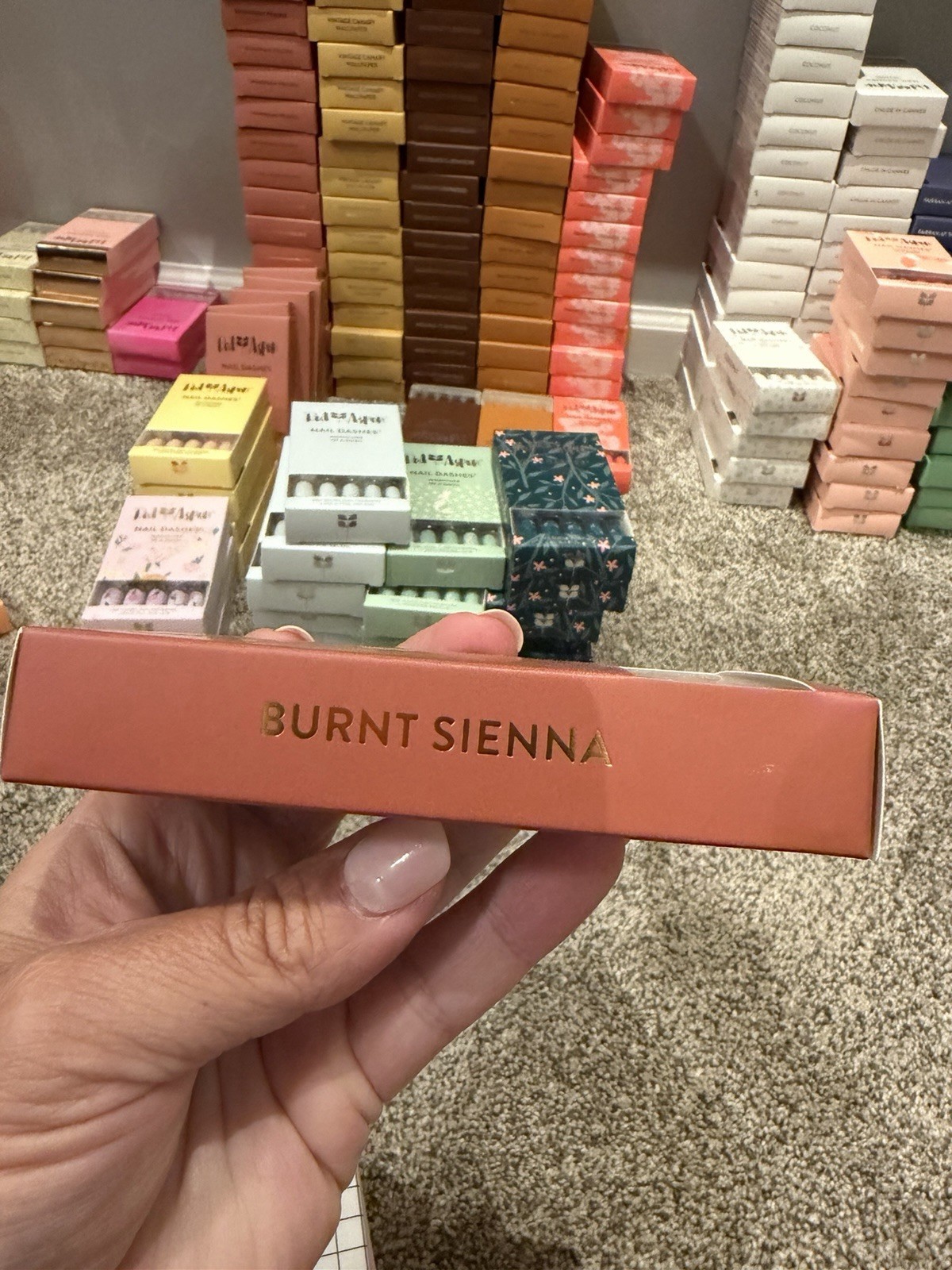 Red Aspen Nail Dashes