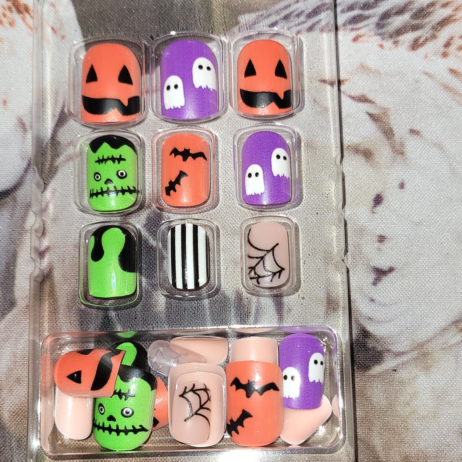 Pre-Designed Press-On Nails Short Square Shiny Halloween Multicolor