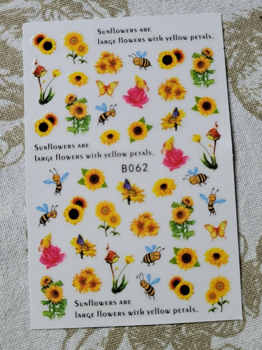Sunflowers and bees Nail Art Stickers