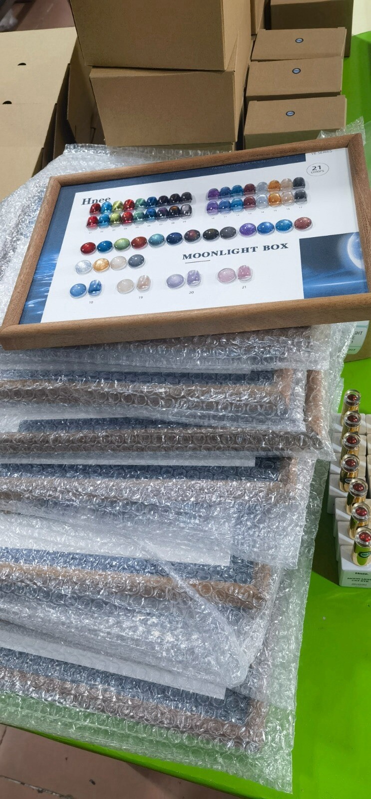 Hnee Cateye Polish 21 Colors.