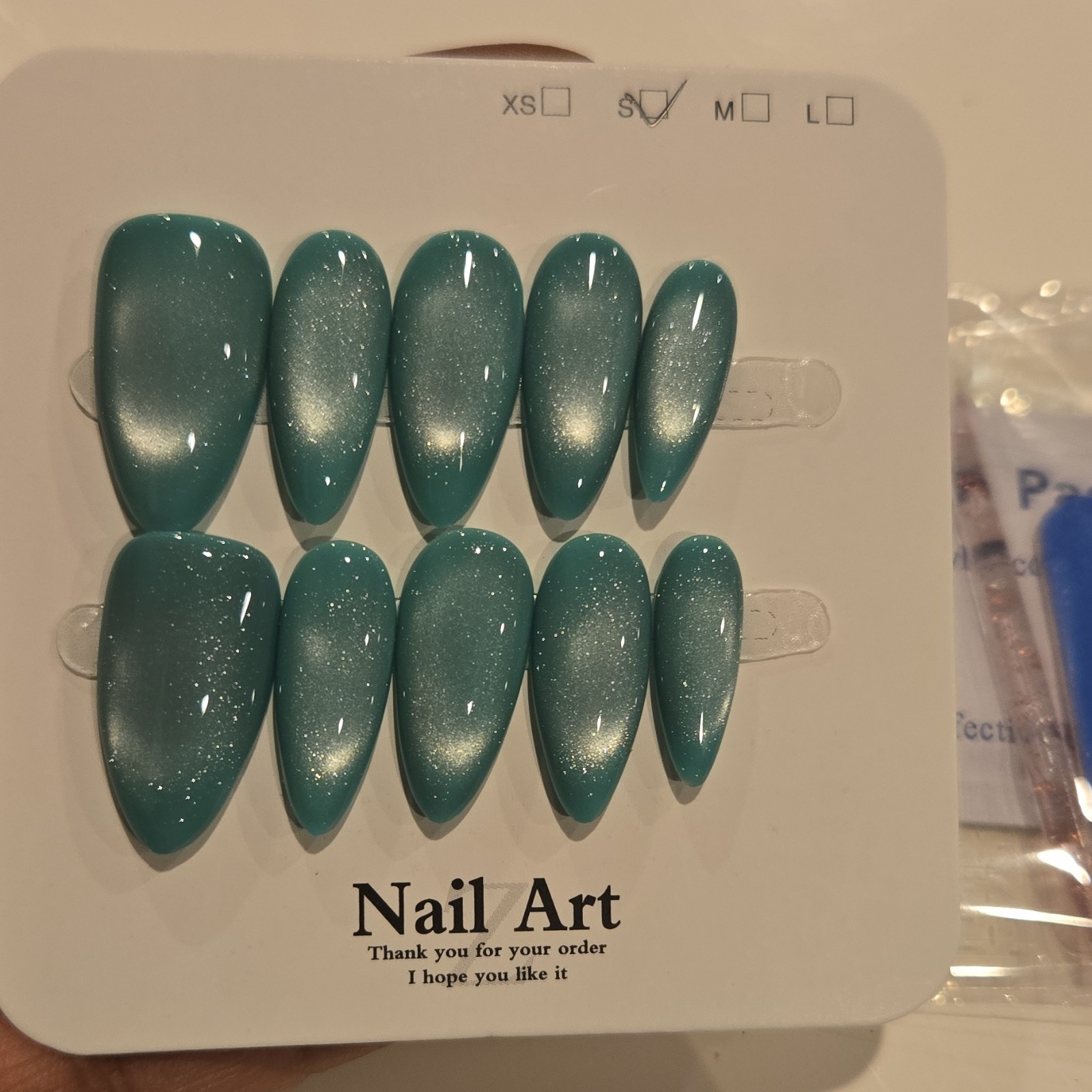 Nail Art Shiny Teal Almond Short Press-On Nails Set Full Cover Self-Adhesive