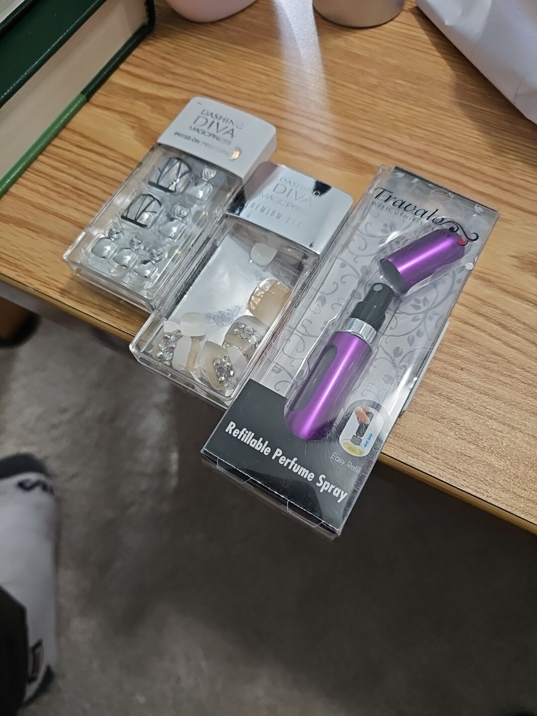 Magic Press: Press-On Nails MDR 180P, MDR 166PP, Travel Perfume Spary Refill