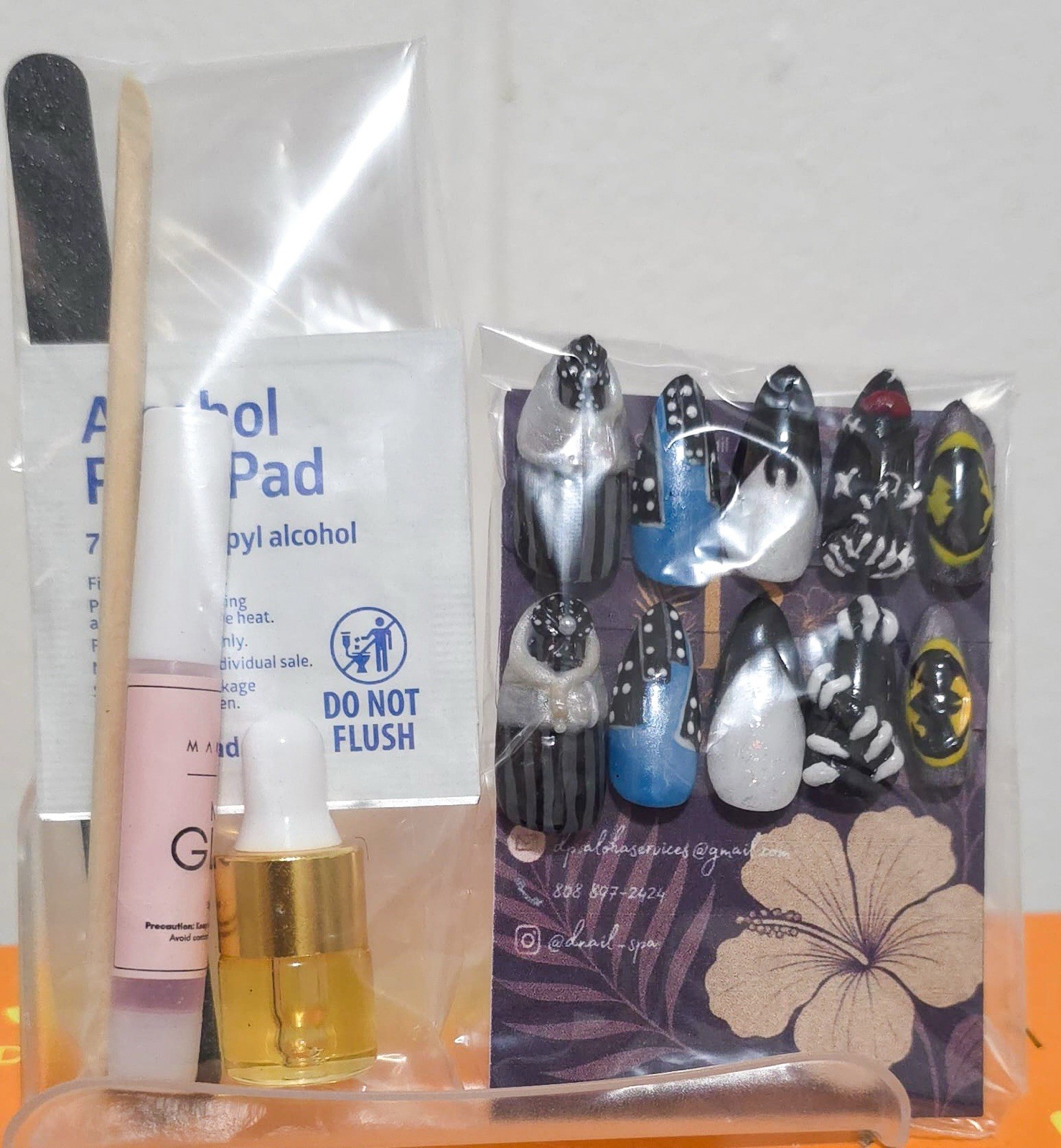 Handmade Custom Batman Returns Press On Nail Art | Catwoman Dark Knight Winter