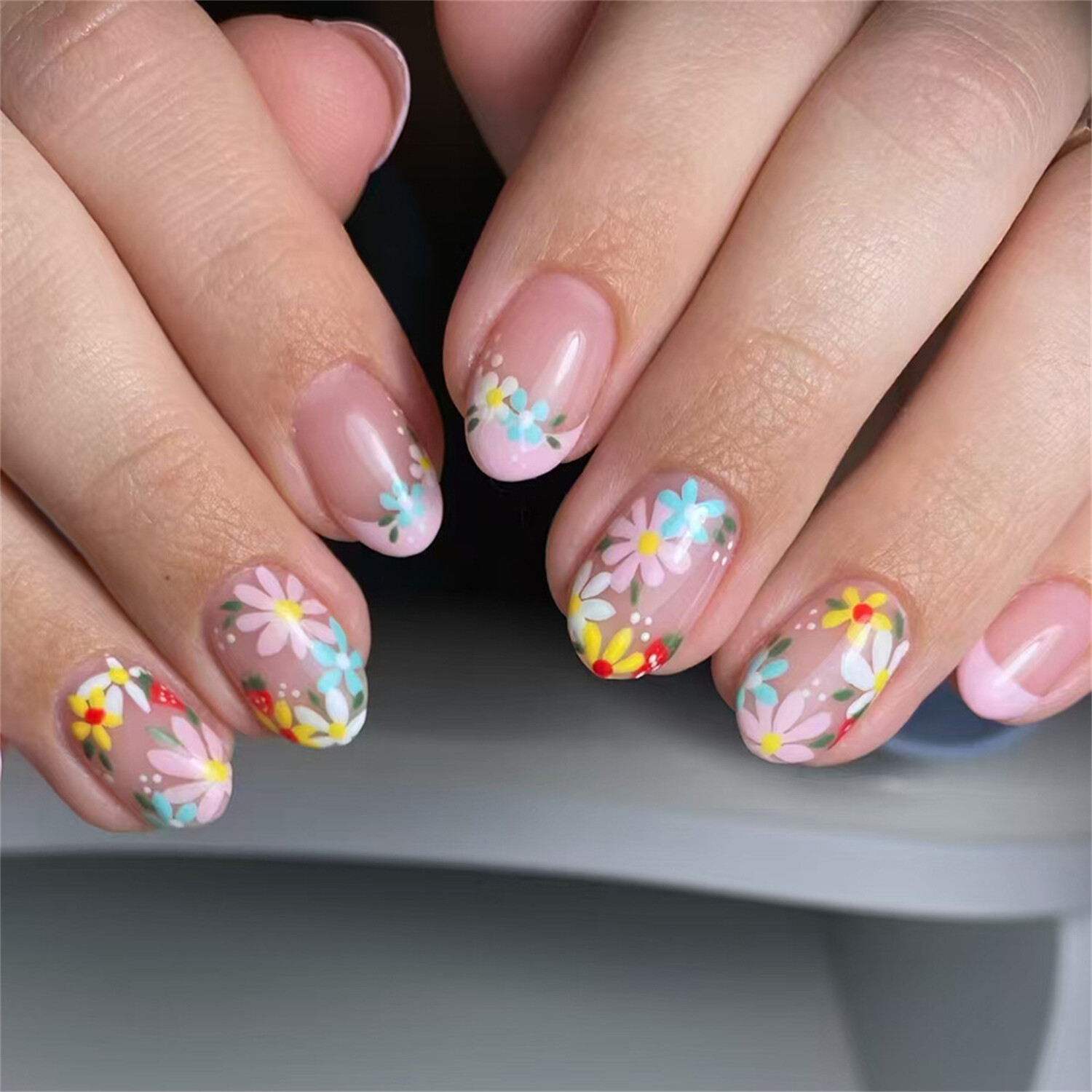 Short Oval Press-On Fake Nail Spring Summer Colorful Flowers Manicure 24pcs